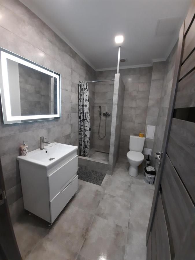 New Luxury Studio Apartment Ivano-Frankivsk Eksteriør bilde